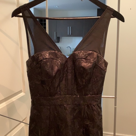 Beautiful dress by Guess - Picture 7 of 8